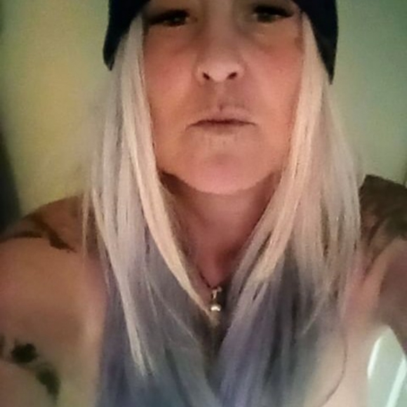 Meet your Posher, Sandy - Picture 4 of 4